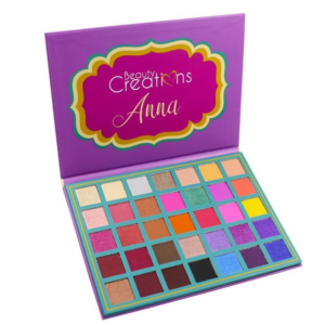 Paleta de sombras Beauty Creations Anna abierta con sus 35 tonalidades